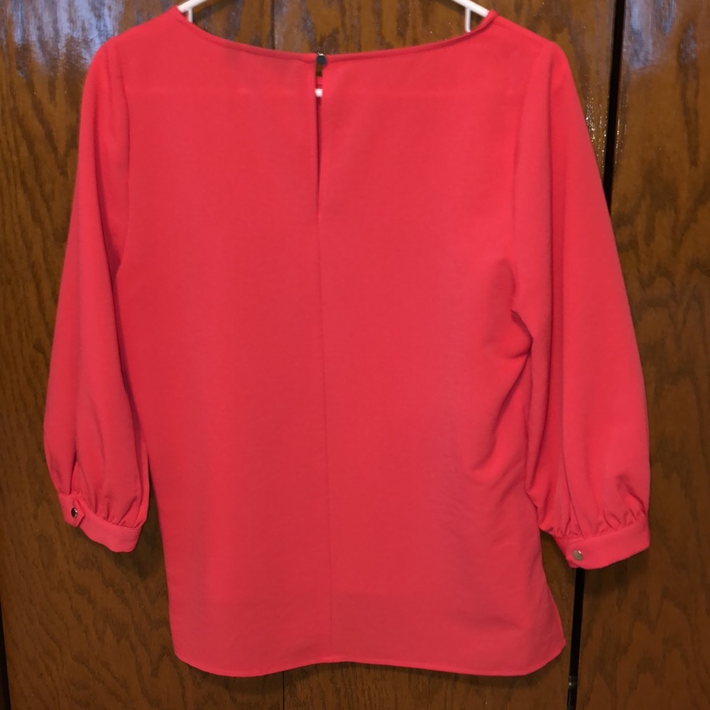 Pink blouse - Picture 2 of 3